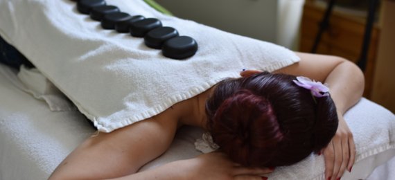 Hot Stone, Massage, Ganzkörper-Massage, Rücken